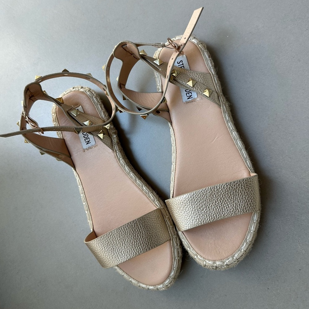 Steve Madden Gold Espadrille Sandals - Picture 4 of 7